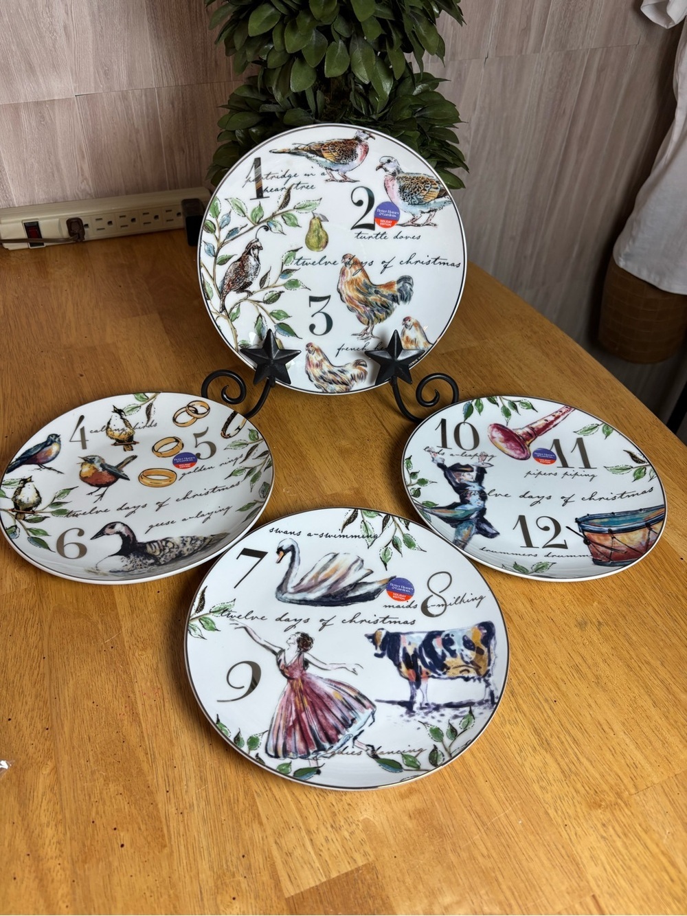 Better Homes & Gardens 12 Days of Christmas Plate Ser